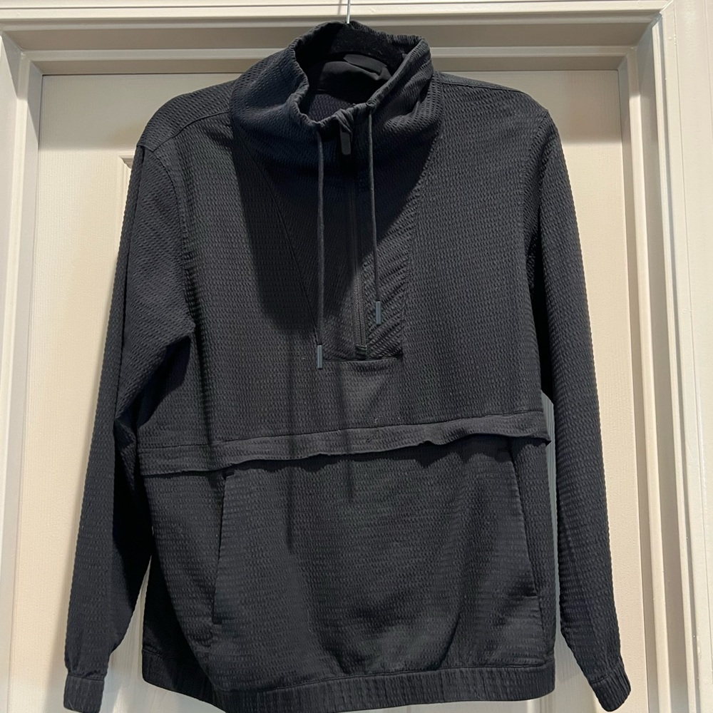 Lulu size 8 -Peloton